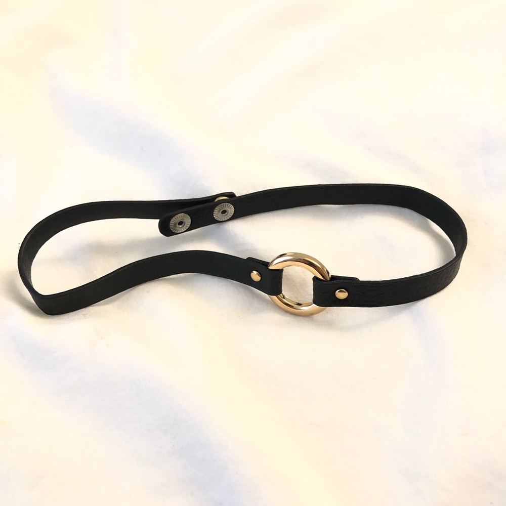 Faux Leather Ring Chocker